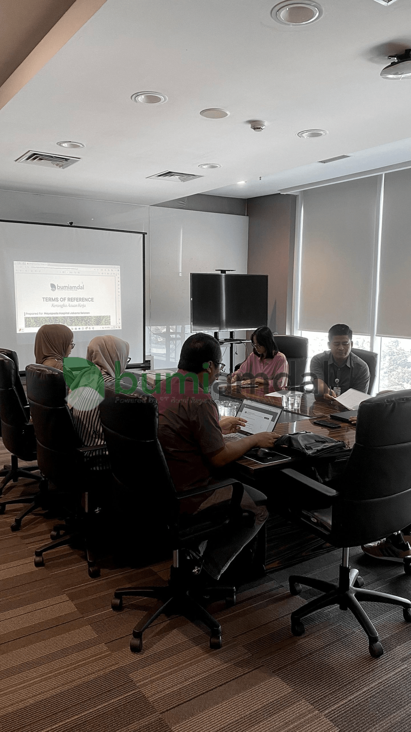 Rapat tim bumiamdal bersama klien